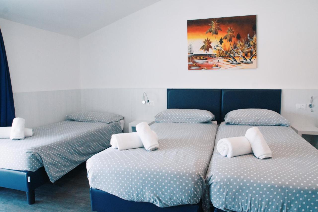 Hotel Aurora & Appartamenti Torbole Sul Garda Kültér fotó