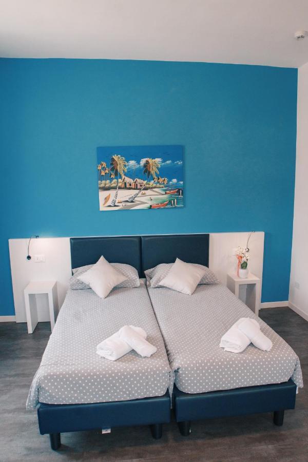Hotel Aurora & Appartamenti Torbole Sul Garda Kültér fotó
