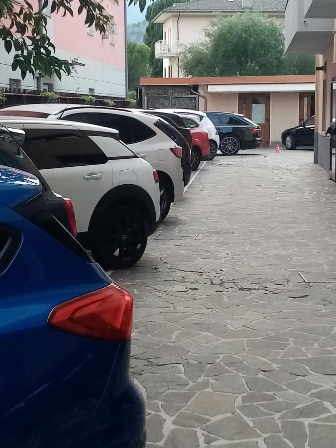 Hotel Aurora & Appartamenti Torbole Sul Garda Kültér fotó