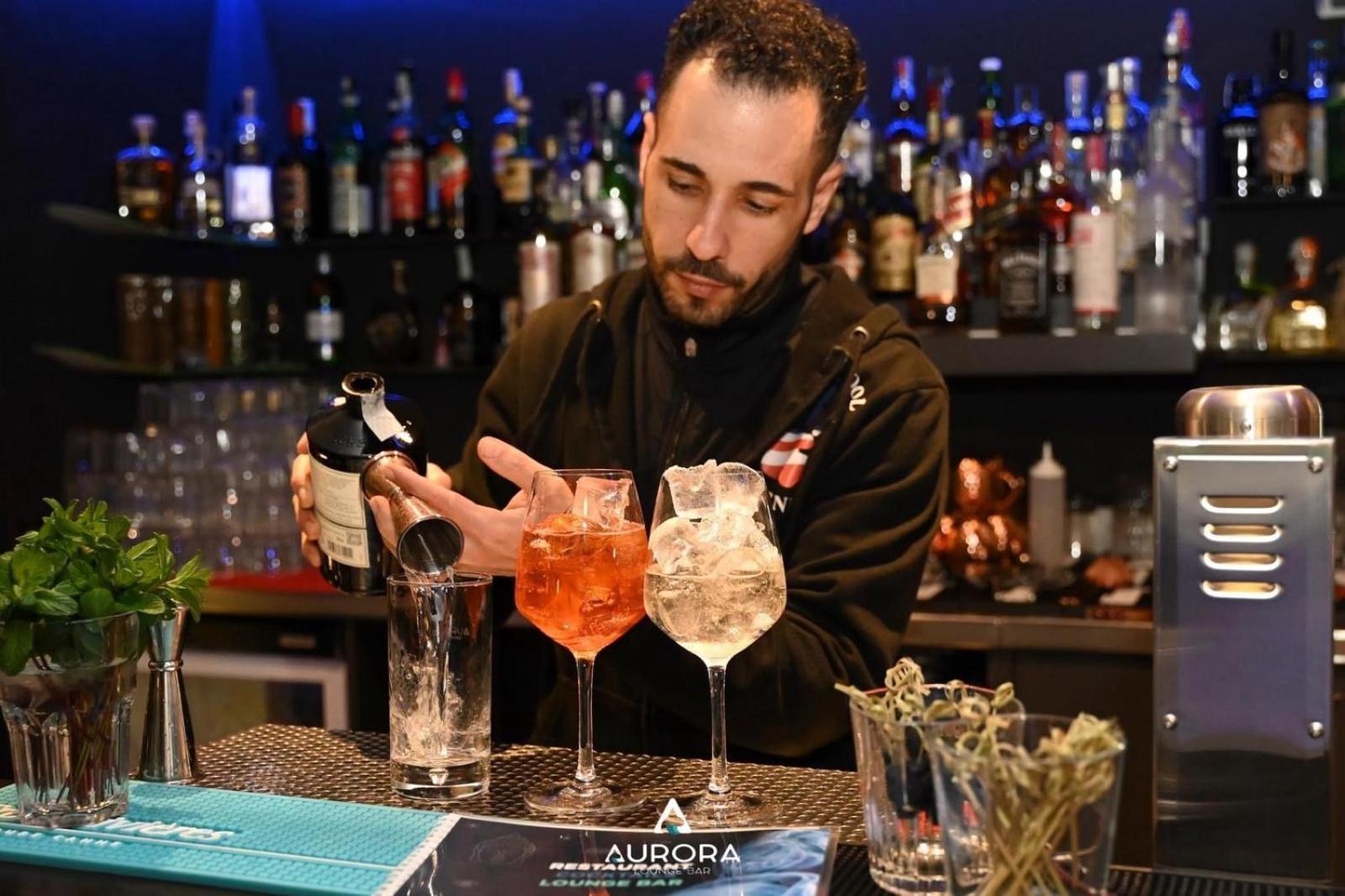 Hotel Aurora & Appartamenti Torbole Sul Garda Kültér fotó